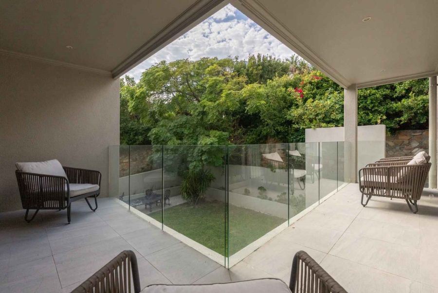 10 Bedroom Property for Sale in Camps Bay Western Cape